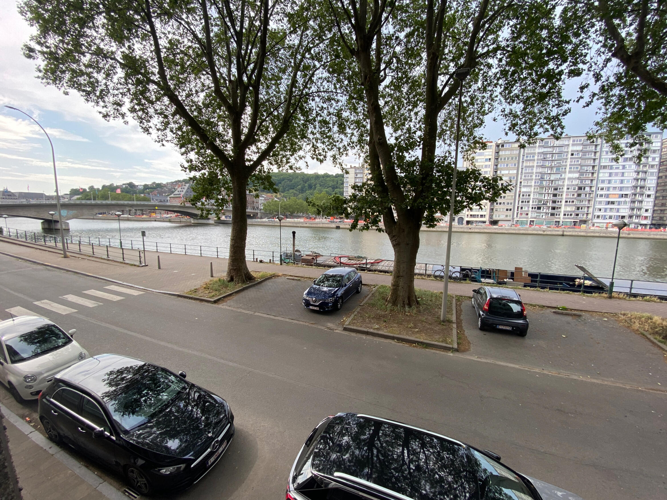 Appartement meublé à louer près du centre de Liège
